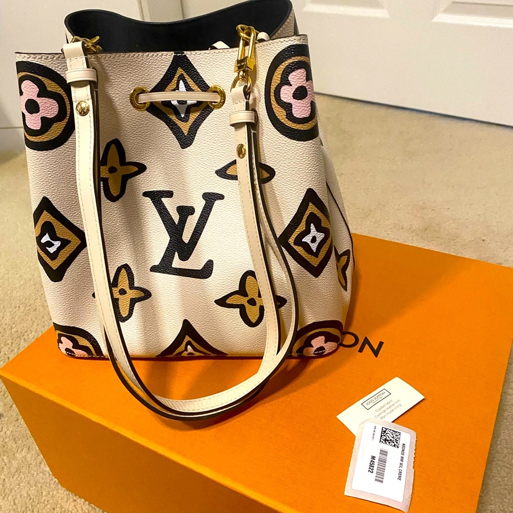 LV Monogram RARE bucket bag